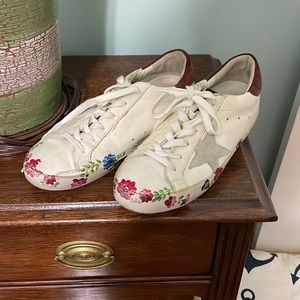 Brand new Gold Goose sneakers! Custom painted flower’s perfect for any size 7!